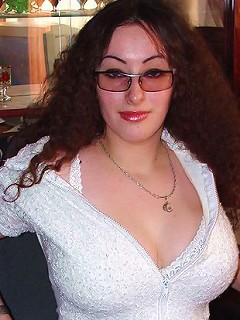 Busty sexer sucking and fucking hard-on guy